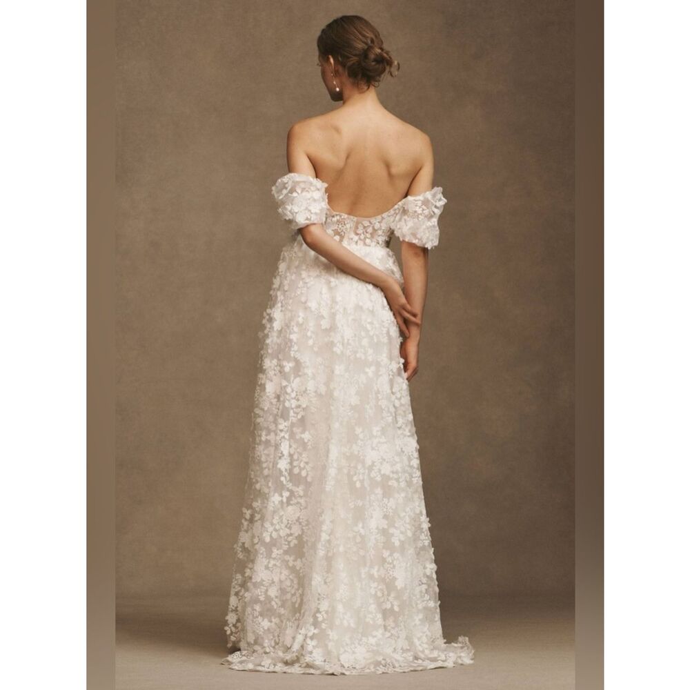 Willowby by Watters Lilia Puff-Sleeve Lace Empire Wedding Gown - Picture 3 of 10